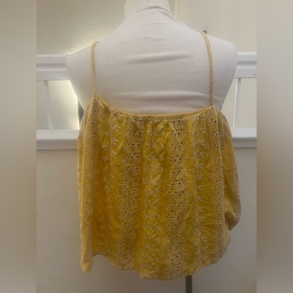 American Eagle Yellow Summer Tank Top - Picture 3 of 4